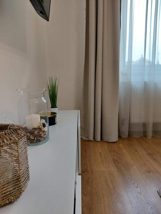 Alfoeldi Palace Apartman 데브레첸 외부 사진