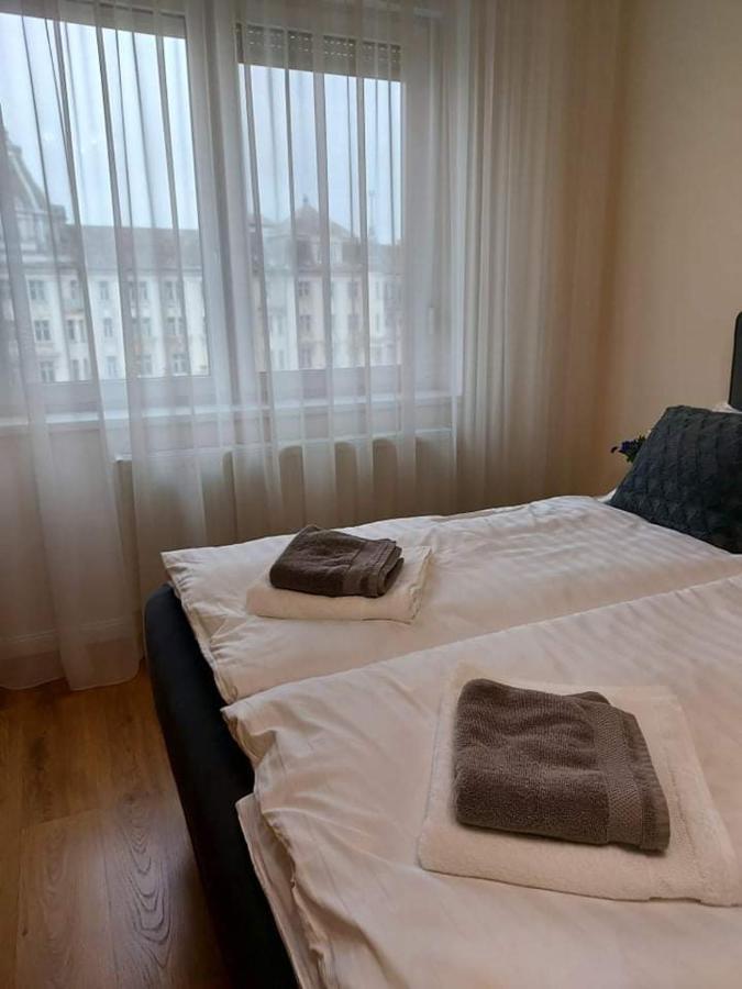 Alfoeldi Palace Apartman 데브레첸 외부 사진