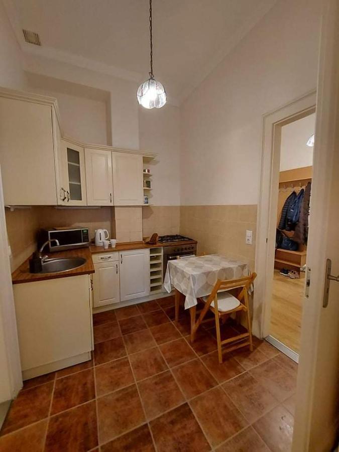 Alfoeldi Palace Apartman 데브레첸 외부 사진